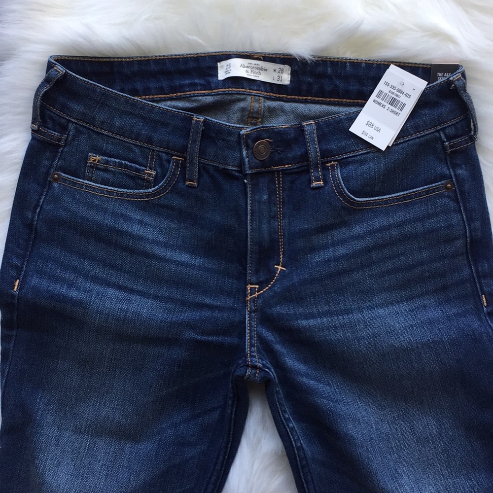 NWT Abercrombie and Fitch Skinny boot jeans